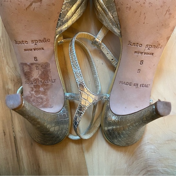 Kate Spade New York Leather Gold Animal Print T-Strap Sandals - Picture 8 of 9
